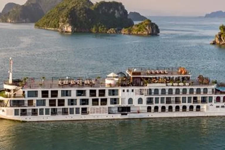 Crucero por la Bahía de Halong, Vietnam